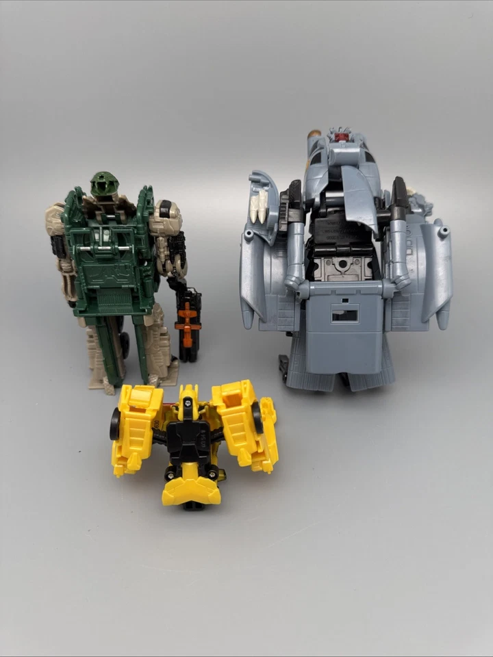 Лот товаров Трансформеры Автобот Гончая Power Battler Blackout Скорпонок (3) Неполный - Изображение 4 из 4