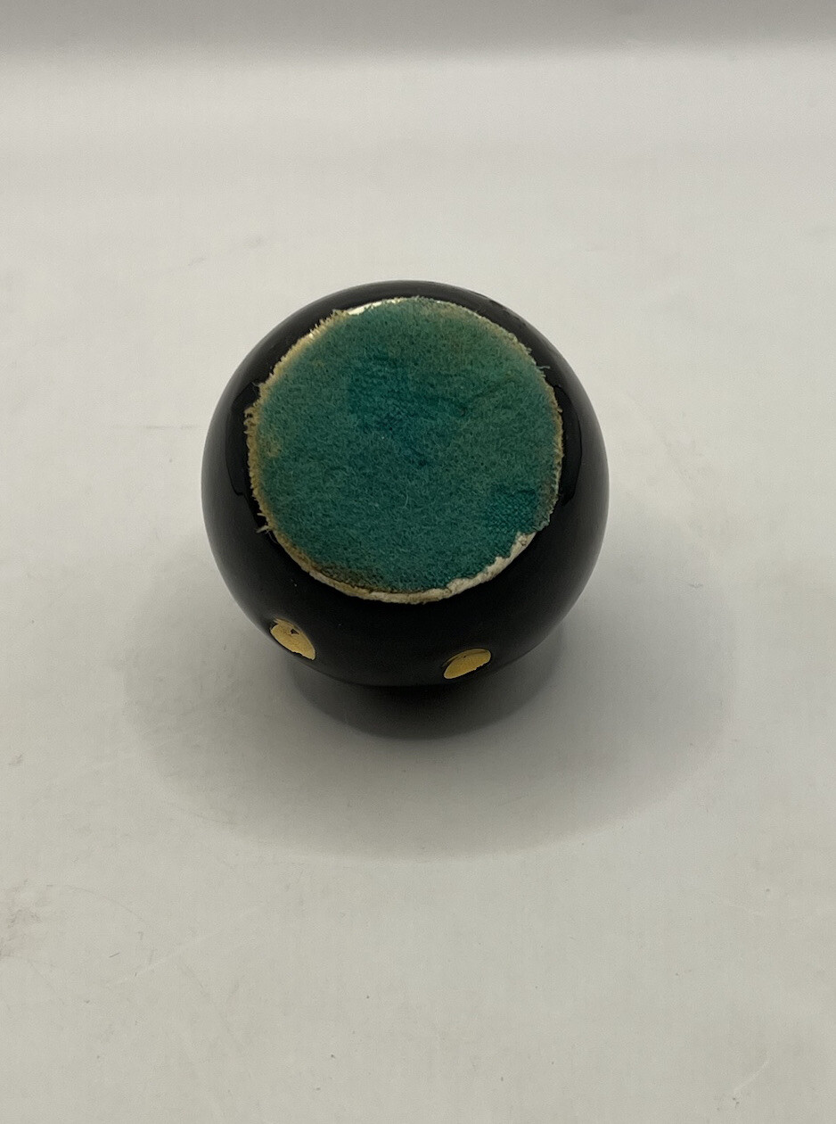 (Z38) Beautiful and unique bowling ball design lighter