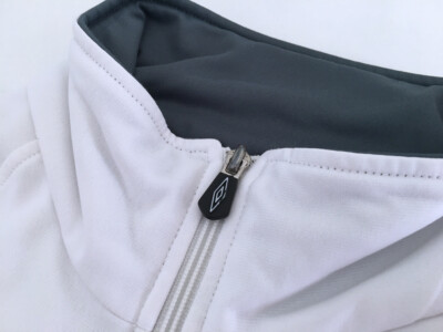 UMBRO 2000s Mens Vintage Full Zip Jacket size Small White Training