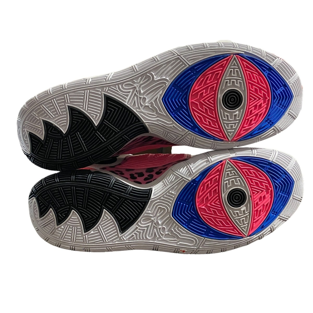 Nike Kyrie 6 Vast Grey Pink Black Animal Print Basketball  display picture 1