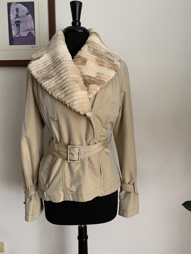Women’s Short Jacket With Fur Collar Size L/10 Beige - 第 1/6 張圖片