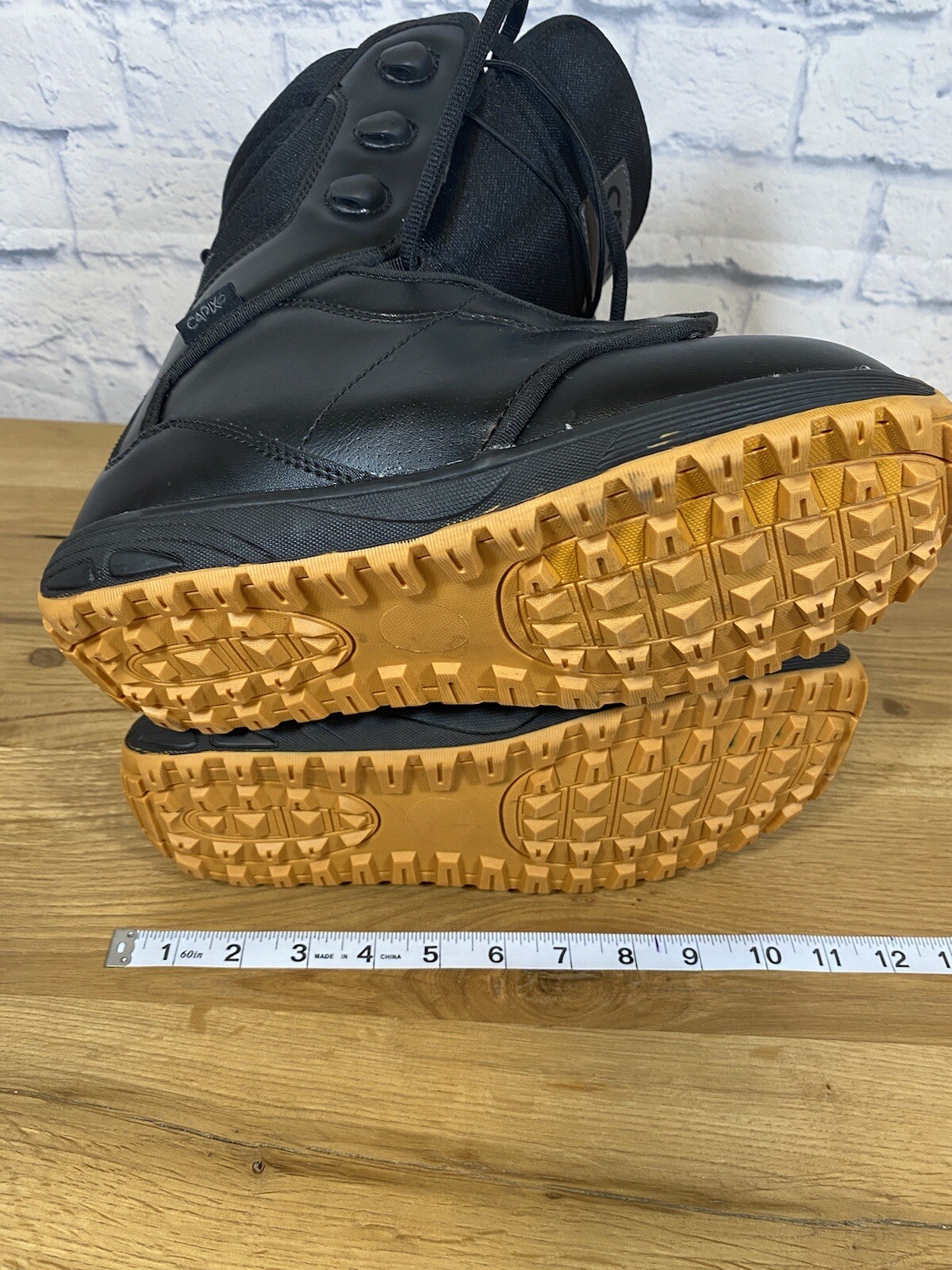Capix Men's Hudson Snowboard Boots Size 7 EUC Very Nice!