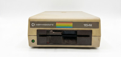 Vintage Commodore 1541 Floppy Disk Drive for C64 / VIC-20 - Retro Computing