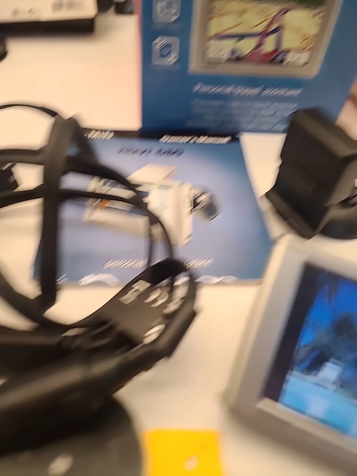 Garmin nuvi 680 Automotive Mountable - Image 3 of 4