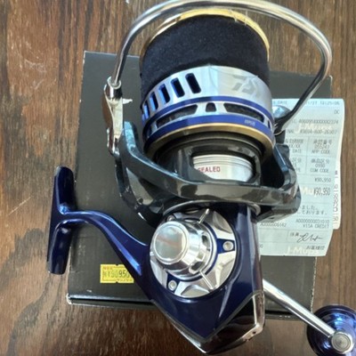 Daiwa Saltiga Expedition 5500H Spinning Reel Blue PE Line 5-350m 6