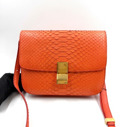 5322 Pre-owned Celine classic box bag 26.06.15 Liveshow2
