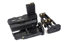 Genuine Canon Battery Grip BG-E8 for EOS Rebel T2i T3i T4i T5i G791