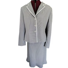 Le Suit Collections Classy Lined Pinstripe Skirt Suit Size 18 Long Sleeve