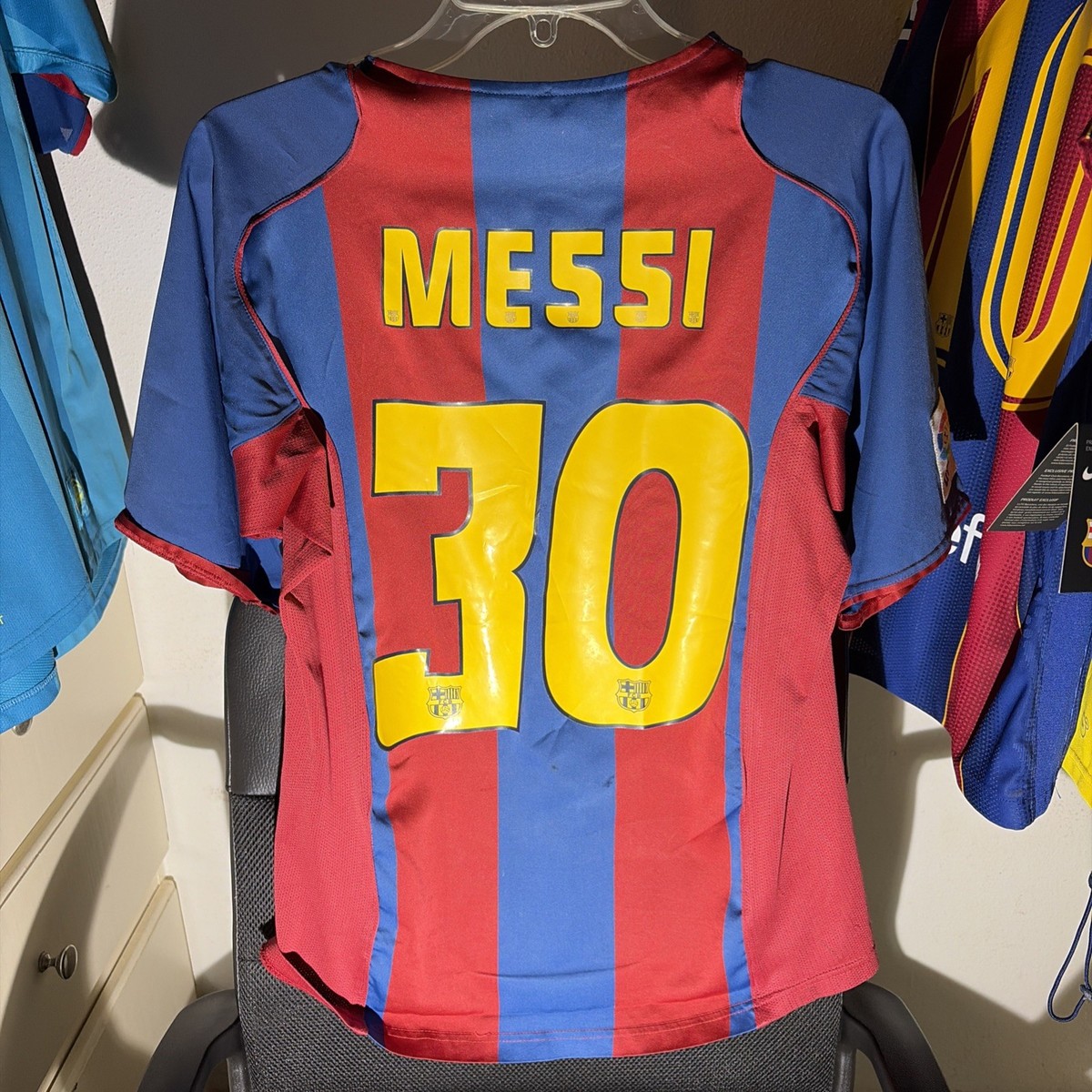 NIKE FC BARCELONA 04/05 HOME SOCCER JERSEY SIZE S LIONEL MESS Ok