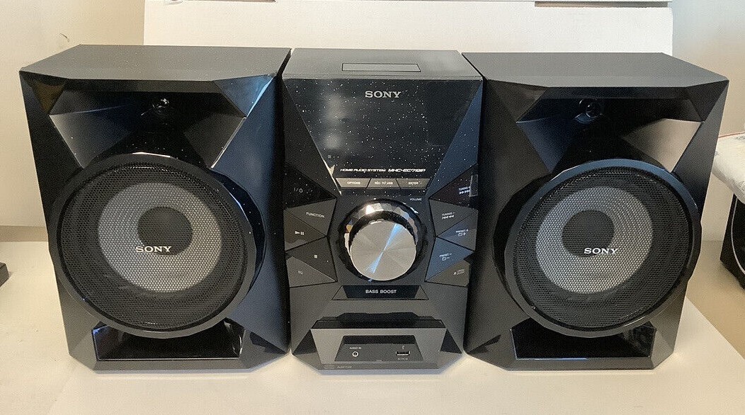 Sony MHC-EC719iP 120W Black Mini Hi-Fi System with Lightning