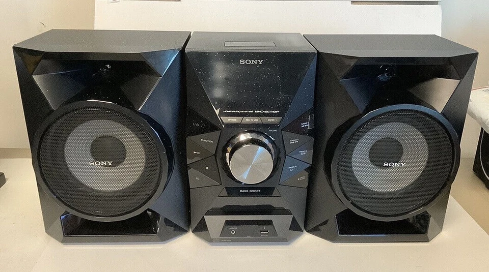 Sony MHC-EC719iP 120W Black Mini Hi-Fi System with Lightning Connector mp3 cd - Image 2 of 4