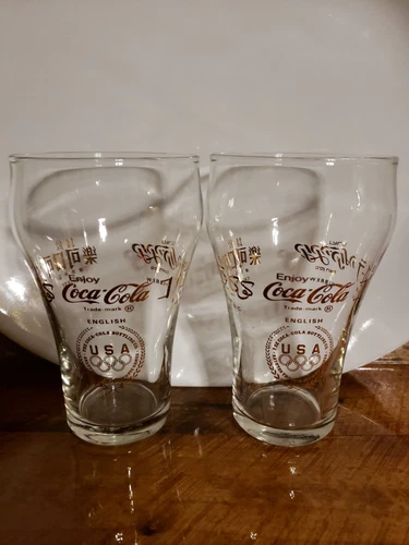Vintage 1976 Enjoy Coca Cola Written in 5 Different Language Glass Set Of 2