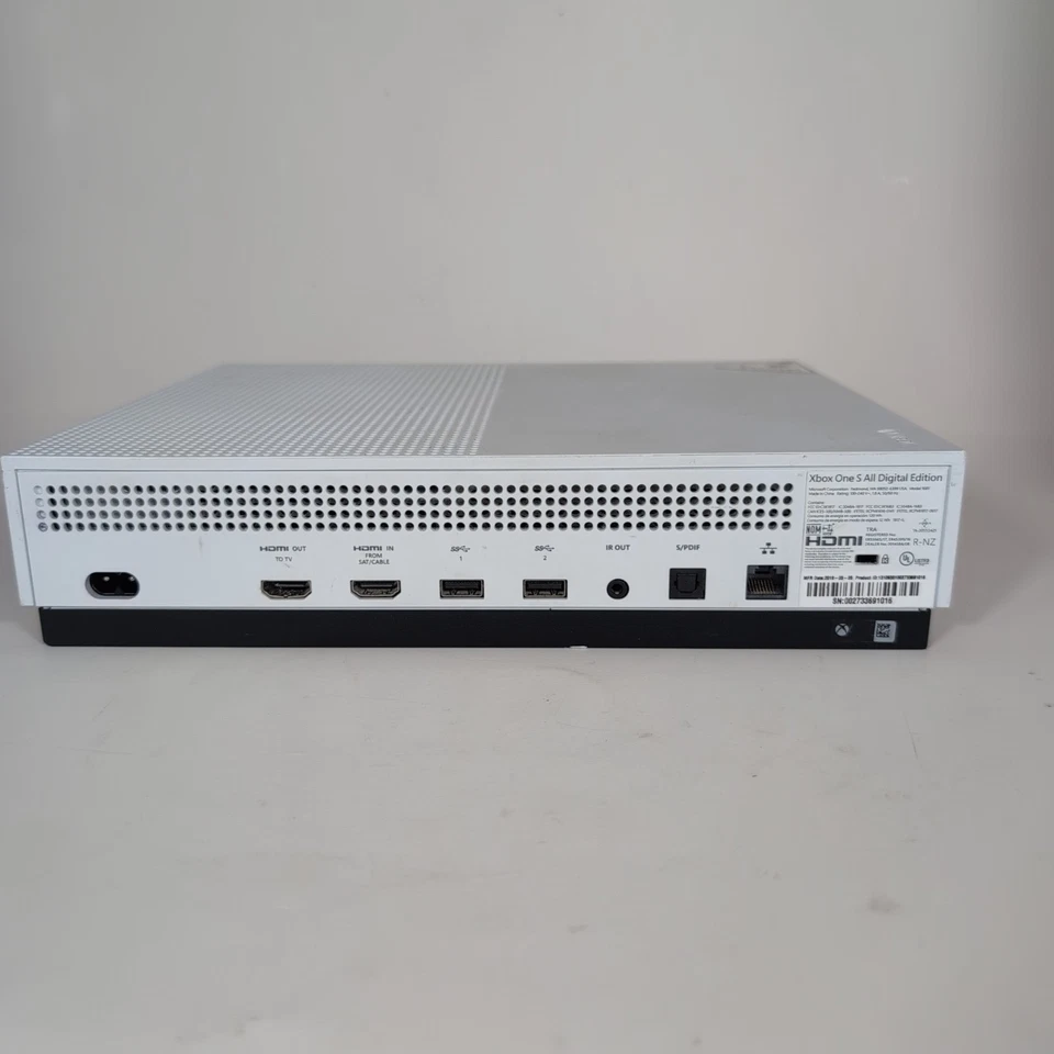XBOX ONE S Console All Digital Edition Model 1681 PARTS REPAIR Powers On As Is - Image 3 of 4