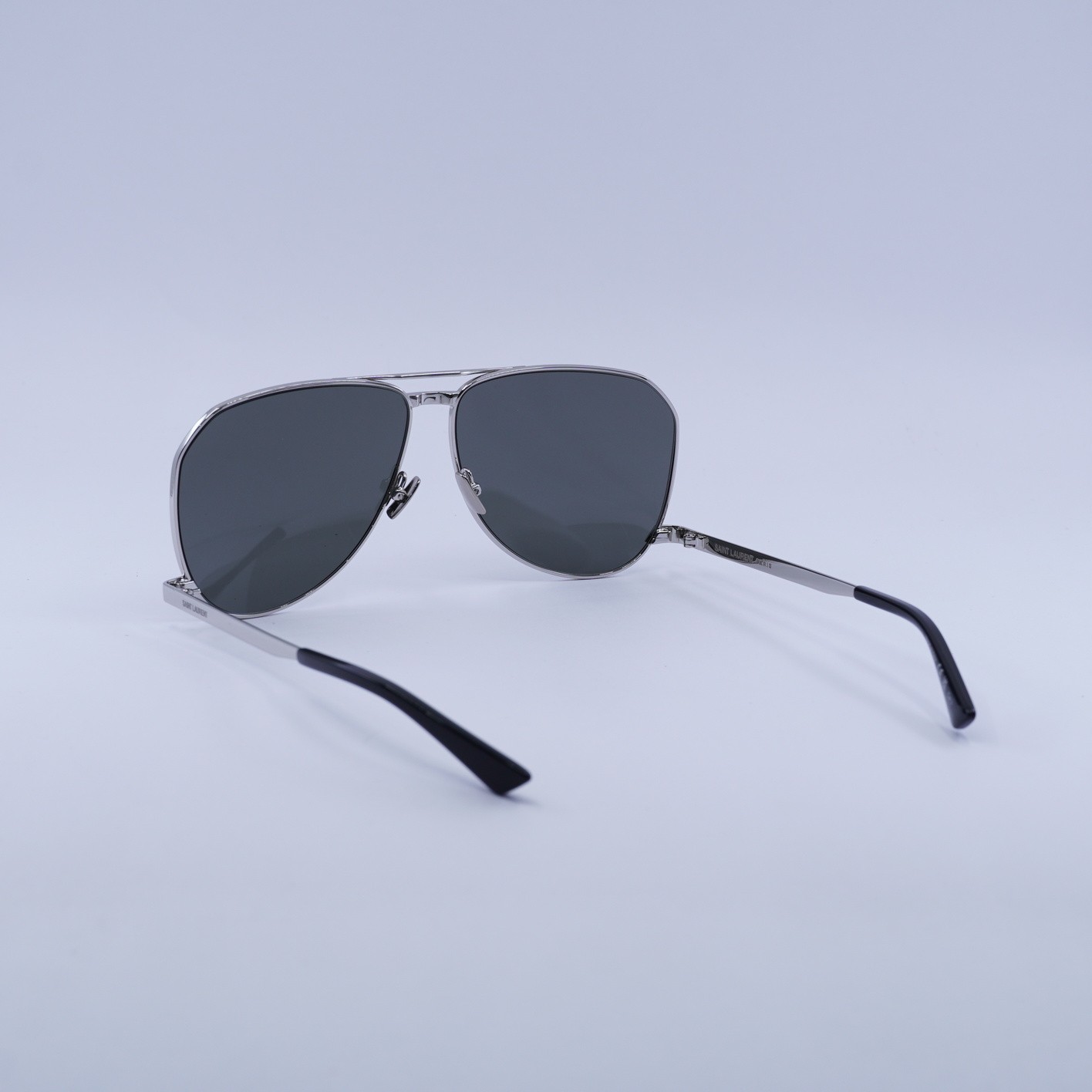 Occhiali da sole Saint Laurent SL690DUST 002 argento grigio 61 11 140 nuovi