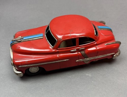 VOITURE EN TOLE A Friction ICHIKO Made In Japan Année 1960/1970 100