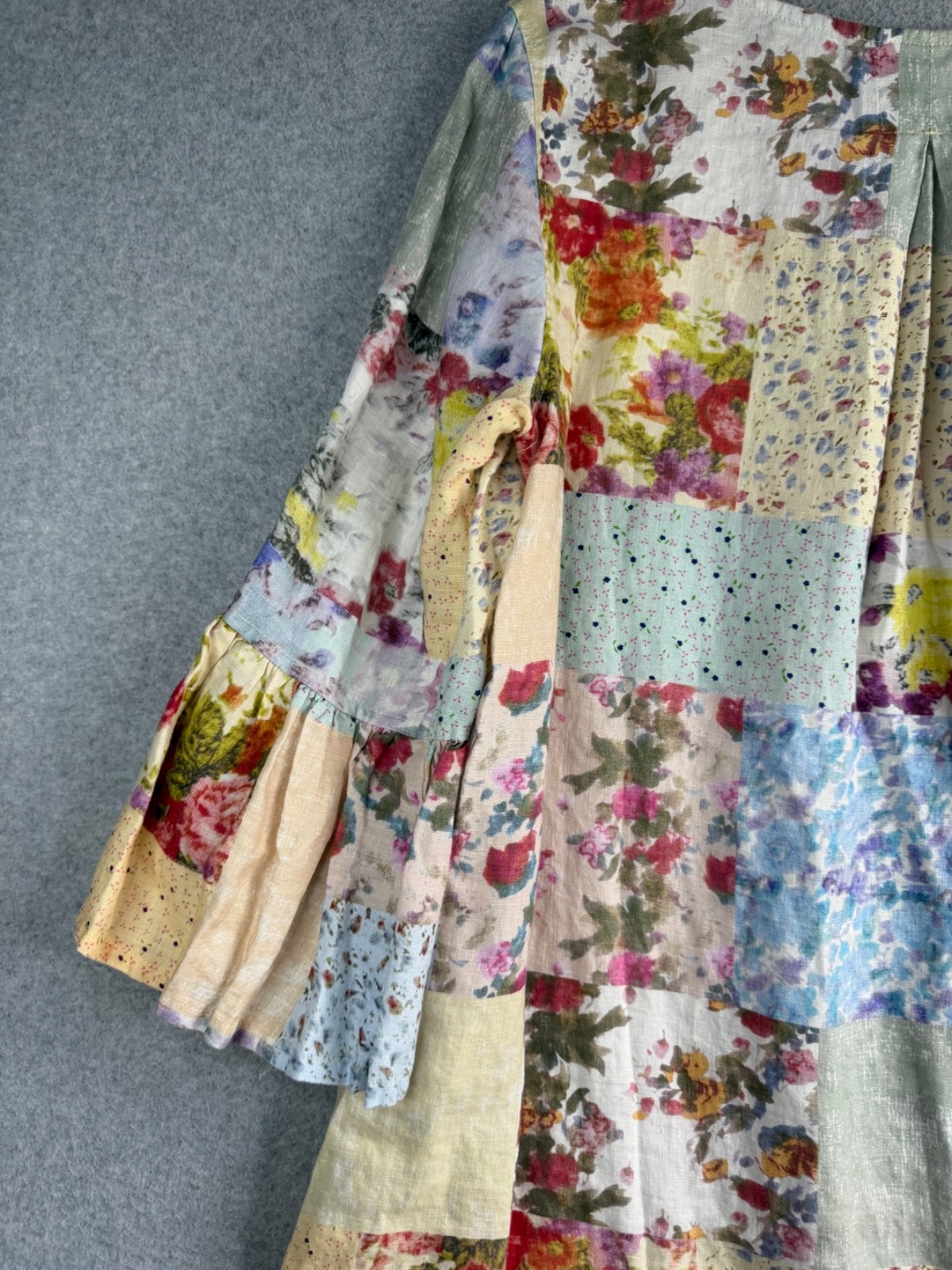 John Mark Blouse Womens Medium Patchwork Floral L… - image 10