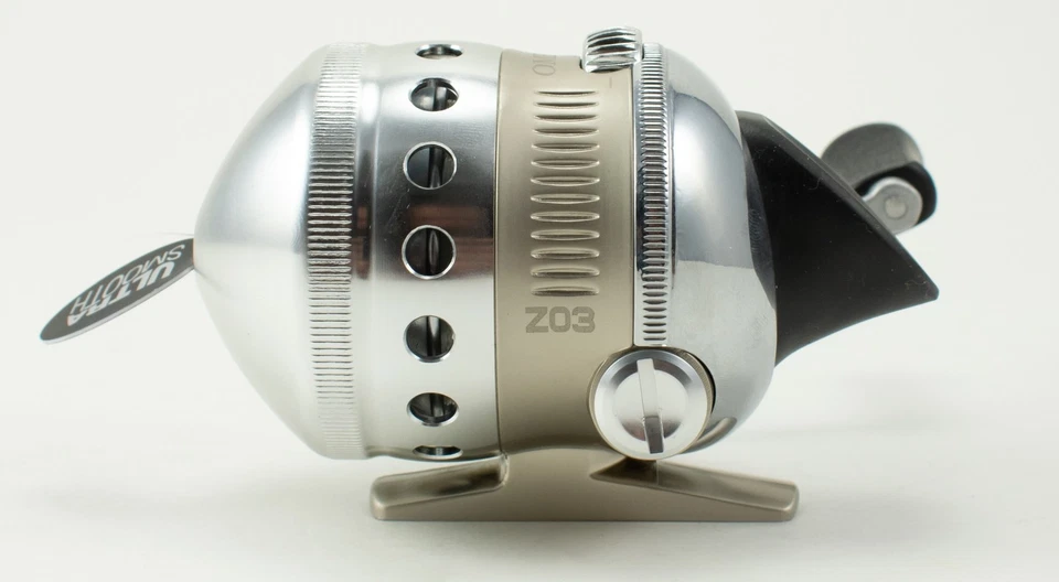 **ZEBCO OMEGA Z03 2.9:1 GEAR RATIO 6+1 BB SPINCASTING REEL 21-32912 - Image 3 of 4