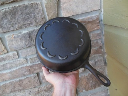 Vintage Rare Lodge Cast Iron 9 Inch Deep Skillet Scalloped Bottom With Lid