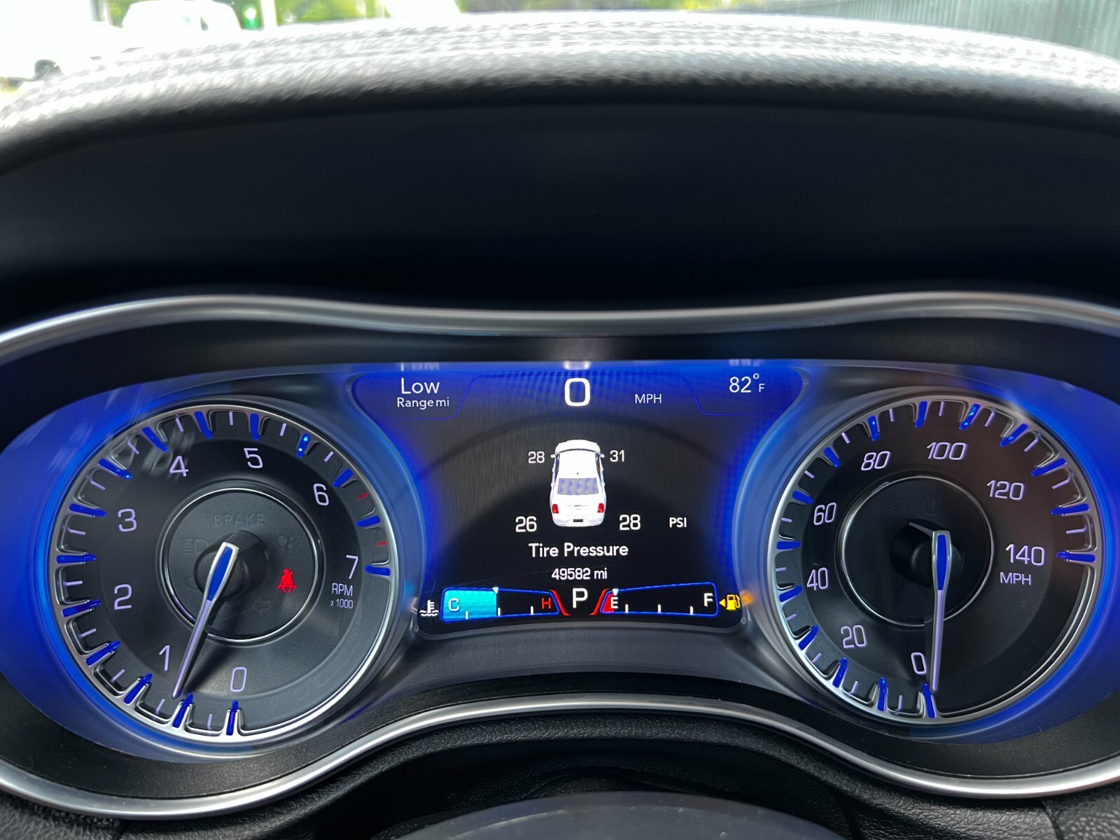 Chrysler 300 Series - Image 20