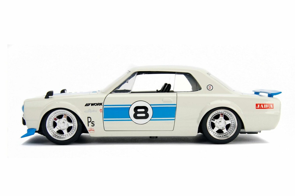 JADA JDM TUNERS 1971 NISSAN SKYLINE GTR KPGC10 WHITE / BLUE 1:24
