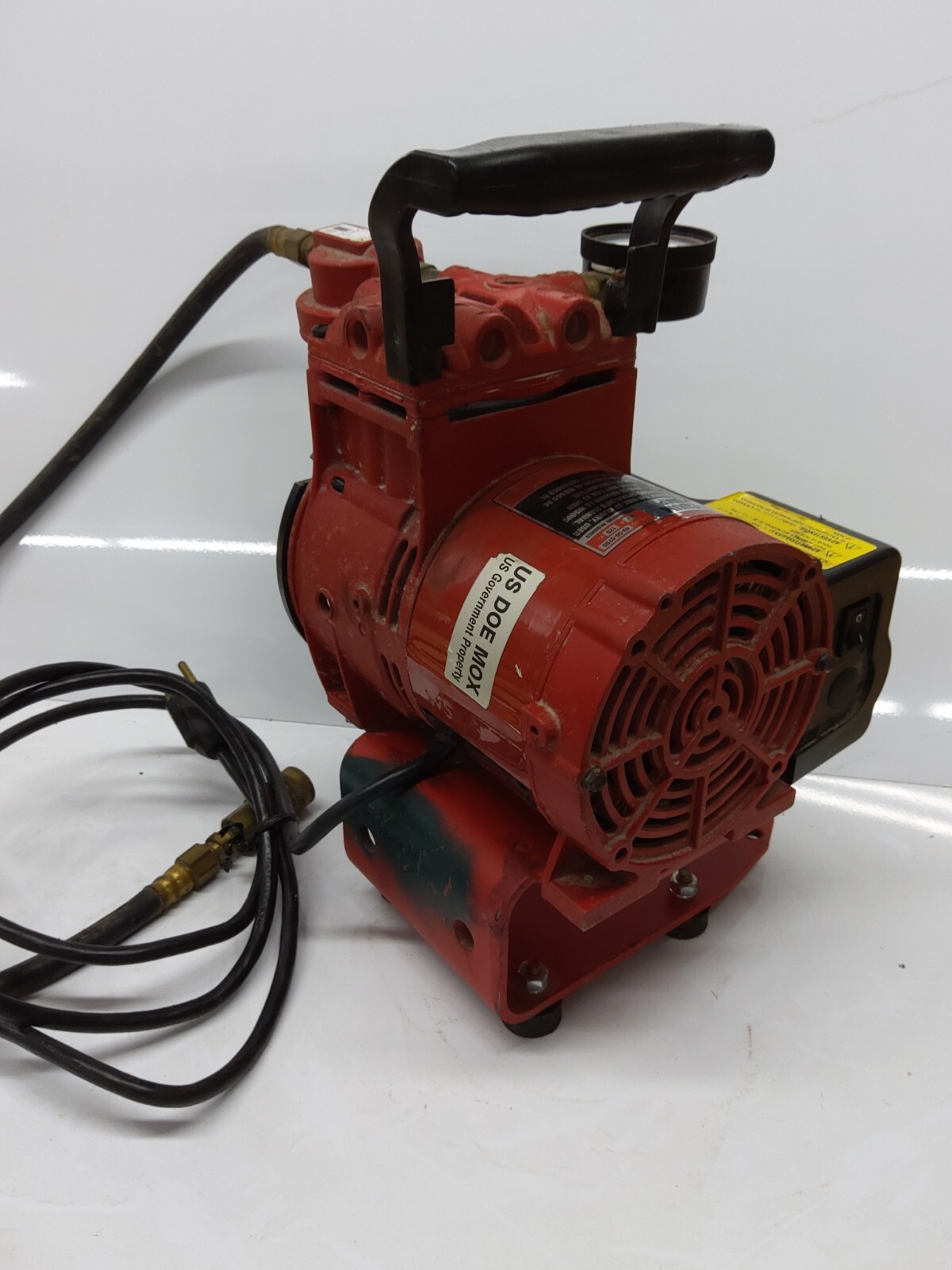 MILWAUKEE VACUUM PUMP 49500200 see description (USED NOT TESTED) eBay