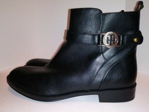 irsela zip booties
