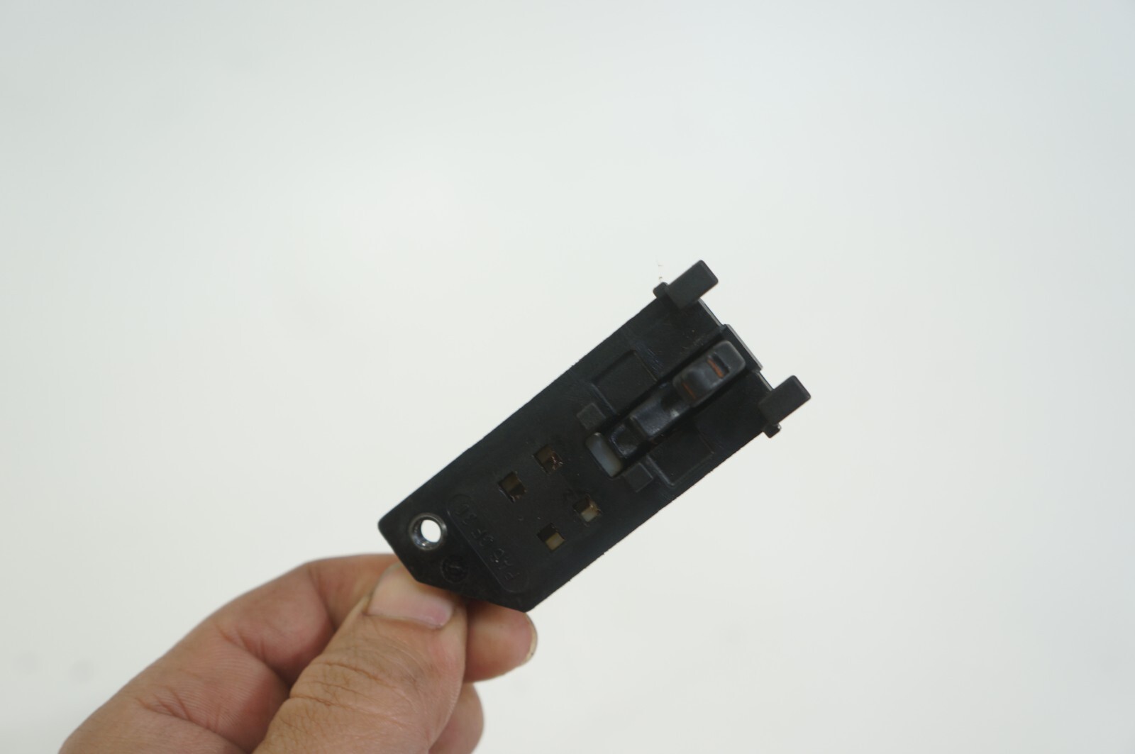 Oem 03-2006 Bentley Continental Flying Spur GT Fuse Box Opening Handle 3D0857147