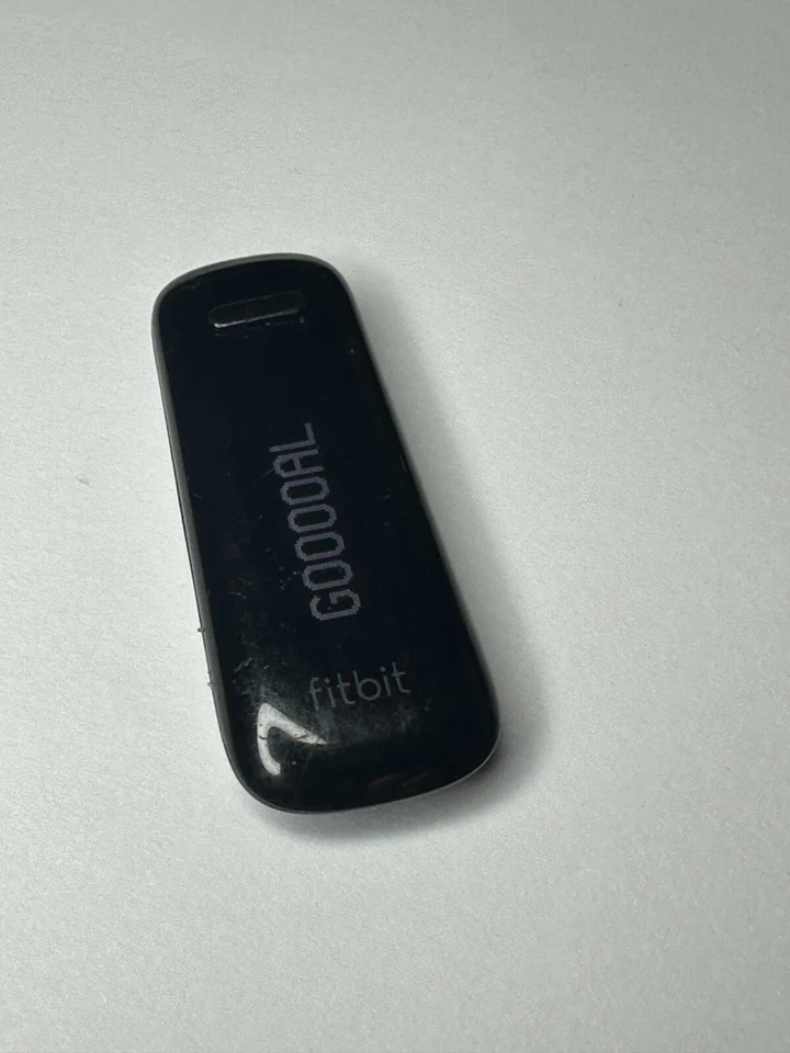 Fitbit One Black -version 6.46 new battery.PLEASE READ THE DESCRIPTION! - Image 4 of 4