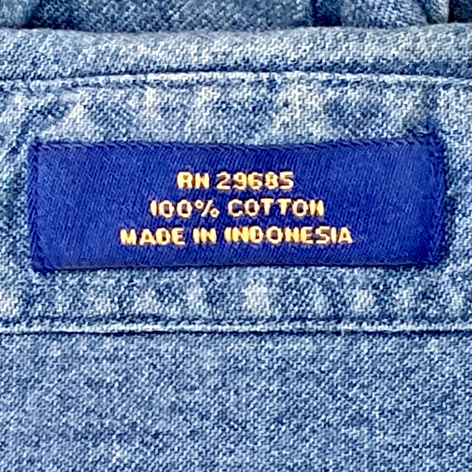 Pendleton Men's Button Down Dress Denim Shirt - H… - image 9