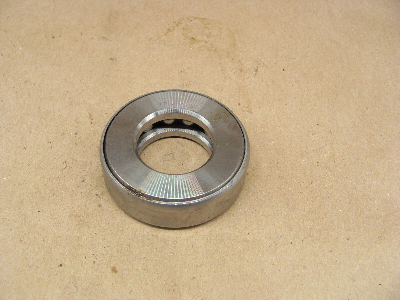 Cuscinetto Regge Spinta Aetna E9 – 1 Foro 1-31/32" OD – Nuovo Di Seconda Scelta