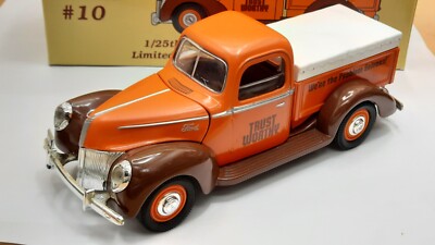 Ford Pick-up Trustworthy 1940 / Ertl moneybox / 1/25