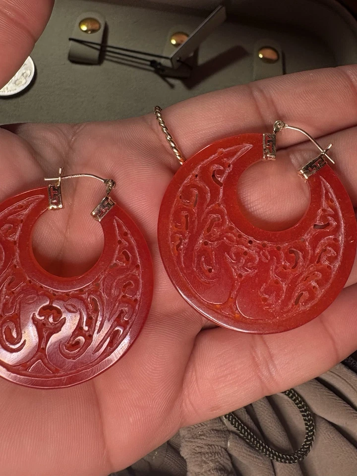 14k Yellow Gold Natural Red Phoenix Bird Agate Hoop Earrings Translucent 19.58G - Image 2 of 4