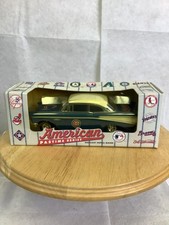 American Pastime Series Chicago Cubs Diecast Metal Bank Car w/ Box