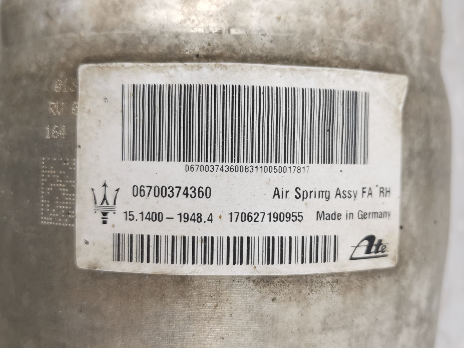 Maserati Levante 2018 AWD 3.0 L Front Right Shock Strut Air Suspension Absorber