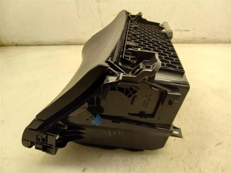 Lexus GS450H 2007 3,5 L salpicadero guantera  Foto 3 de 4