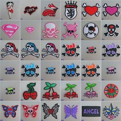 Mädchen Bügelbild bestickt Stoff Patch Abzeichen Applikation Goth Emo Punk Rock Küken