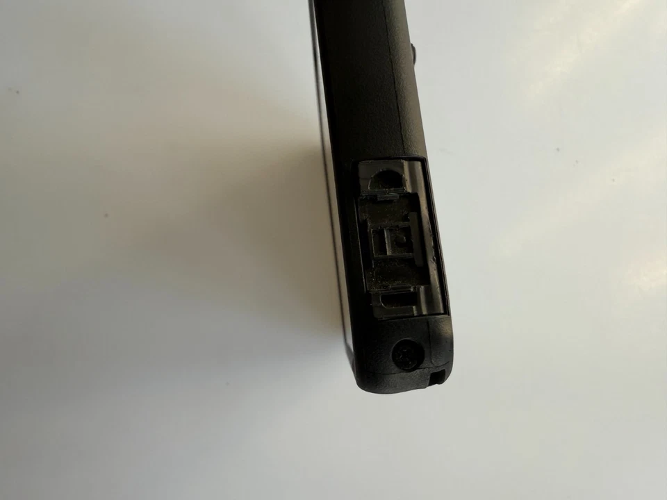 Panasonic ToughPad FZ-M1 Celeron N2807 4GB RAM 128GB SSD Táctil WWAN Windows 11 - Imagen 3 de 4