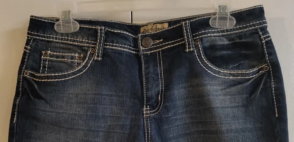 Shorts jeans Earl azul cintura baixa tamanho 8 cintura 32 bolsos femininos juniores - Imagem 2 de 4