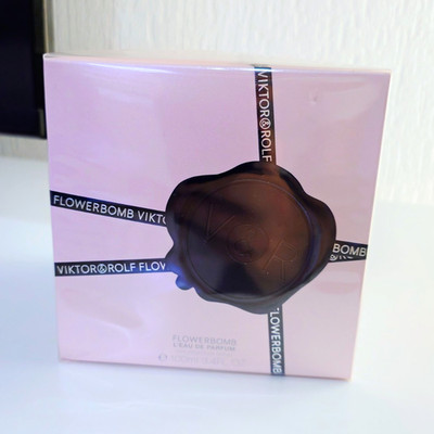 Viktor & Rolf Flowerbomb Eau de Parfum Spray Normale Größe 100 ml