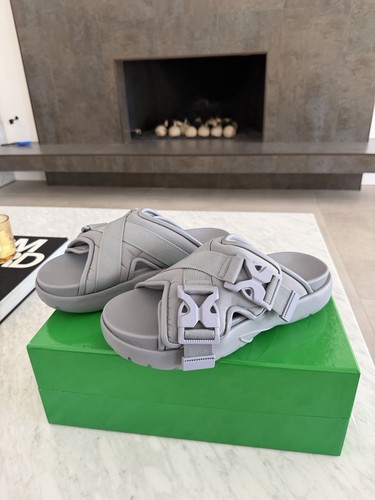 Bottega Veneta Men's Snap SandalVapor Grey Slides Size 43 / US 10