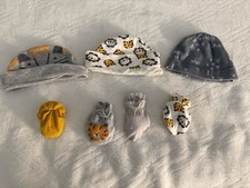 Baby - 3 hats, 6 pairs of mittens - 0-9months - gender neutral, tiger