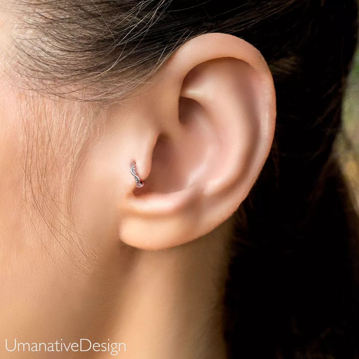 14K White Gold Granulated Tragus Earring Rare Clicker Closure