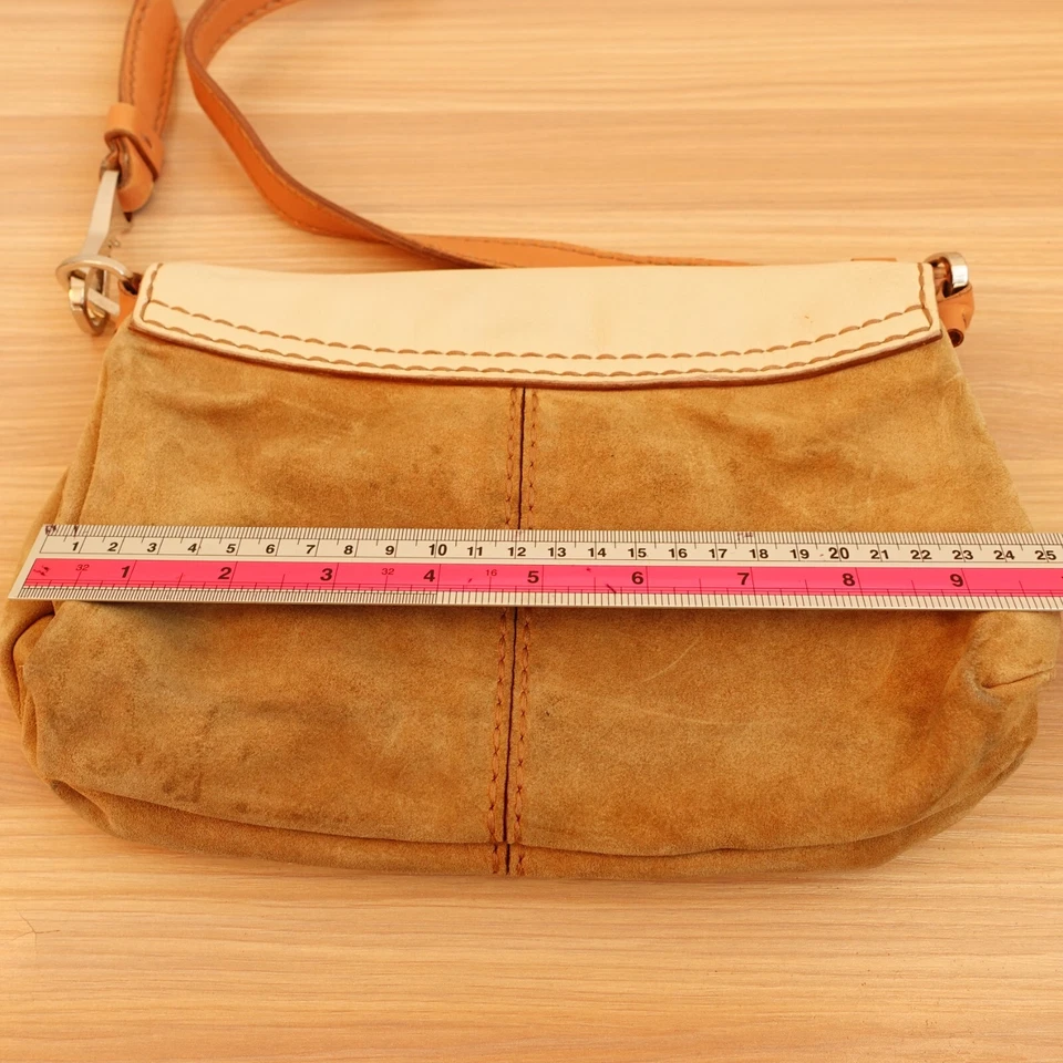 Tods Bag Women Leather Crossbody Shoulder Sling Brown Saddle Luxury Tan $1,500 - Image 4 of 4