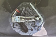 Jack fits 2002 Jetta 2093186