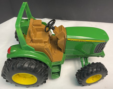 Tractor resistente ERLT John Deere de metal y plástico