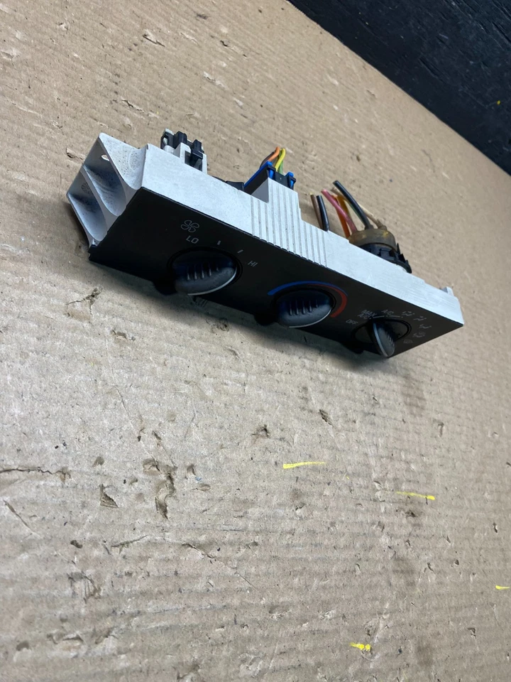 GMC Chevrolet Express 1500 2001-2007 control de clima aire acondicionado S6710 DG Foto 2 de 4