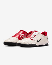 Nike Total 90 