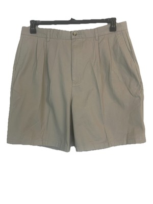 Men's Khaki Covington Pleated Front Dress Shorts. Size 40. 100% Cotton.