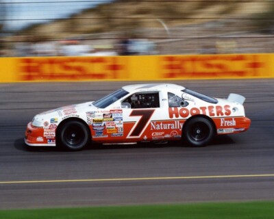 Today, We Remember Alan Kulwicki. Kulwicki, The 1992 NASCAR Cup Series Champion, Passed Away On This Date In 1993 - Foto 8