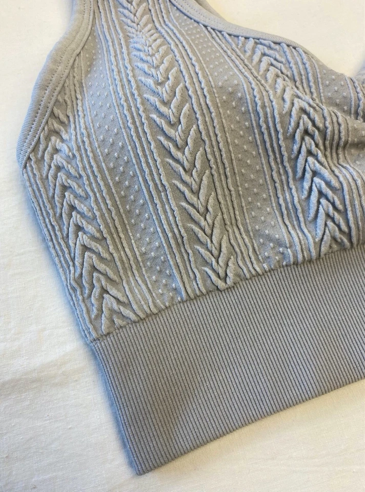 Bralette acolchado tejido con cable sin costuras Aerie Foto 2 de 4